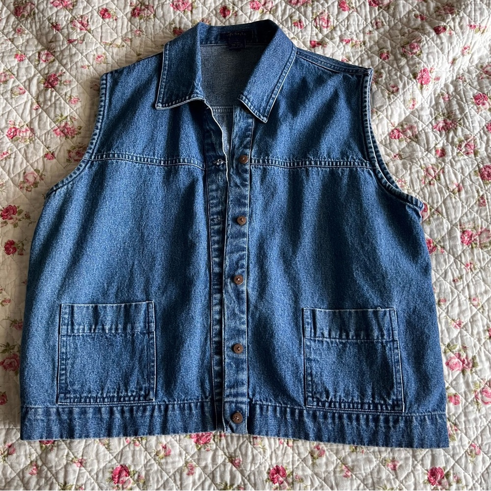 Classic Denim Button-Front Vest - Blue